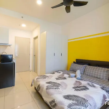Klia-Klia 2, Netflix - Comfy Studio, Horizon Suites Sepang-Dengkil By Flexihome-My Exterior photo