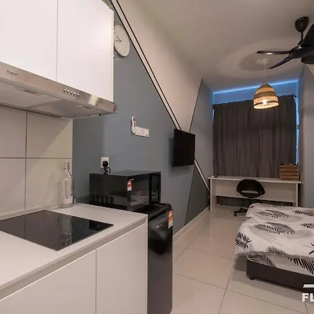 Klia-Klia 2, Netflix - Comfy Studio, Horizon Suites Sepang-Dengkil By Flexihome-My Exterior photo